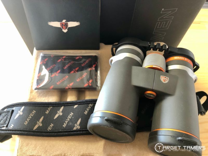 Maven B1.2 10x42 binoculars and accessories
