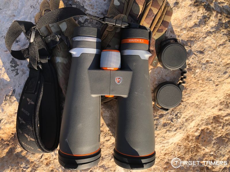 Maven B.5 15x56 binoculars and accessories