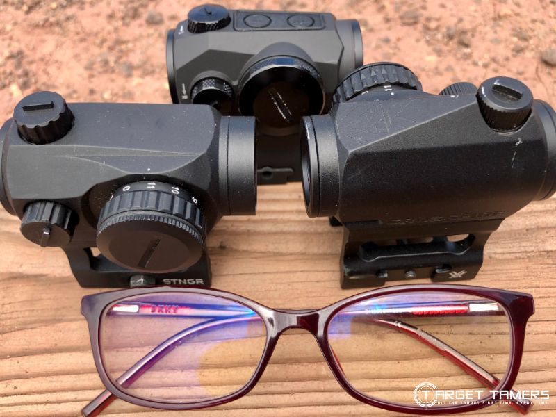 Red dot sights and prescription glasses