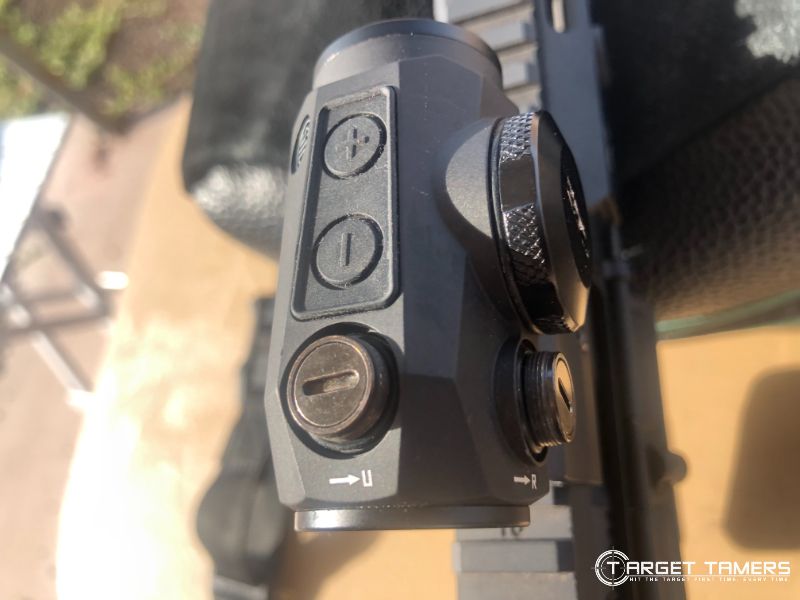 Adjustment turrets on a red dot sight